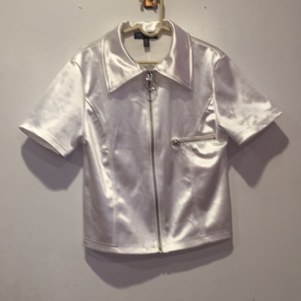 Current mood zip up top.